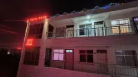 Huining Zero Distance Homestay Hotel a Huining