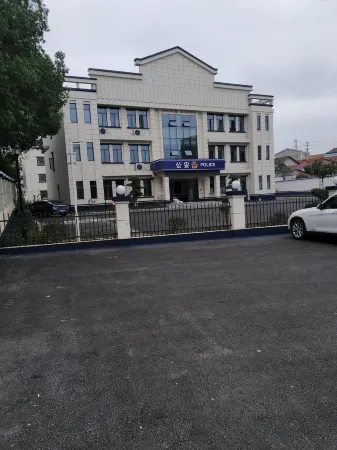 Jingshan Jingjiang Hotel Отели рядом с достопримечательностью «Beauty Valley»