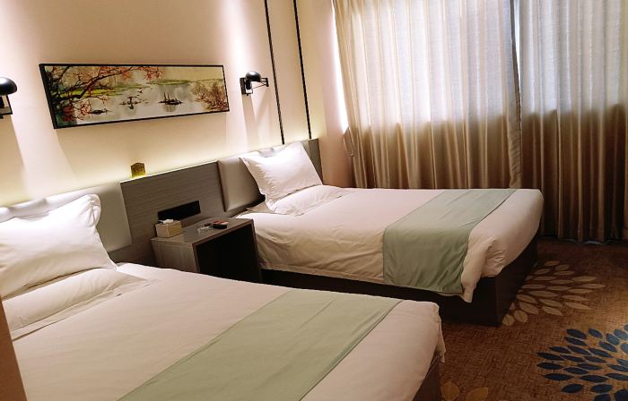 Huilong Dasha Hotel
