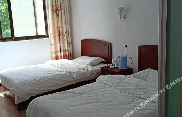 魯山龍鳳泉賓館