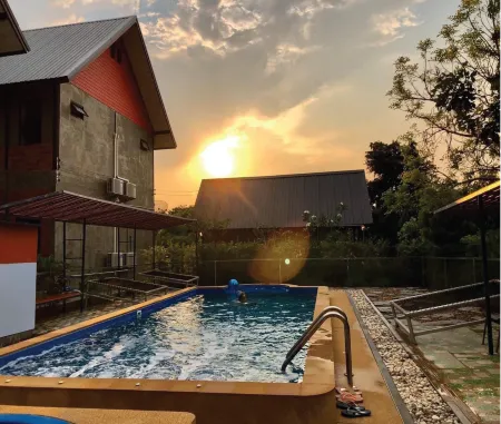 Parichat house Отели рядом с достопримечательностью «Wat Sap Setthi Wanaram»