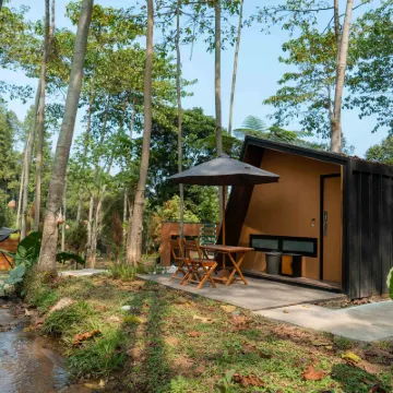 Bobocabin The Tavia, Puncak Hotels near Megamendung