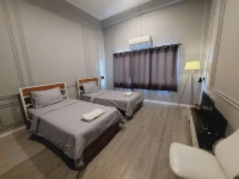 You empire Hostel and Bar Hotels in Pakse