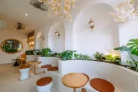 La Beaute Hotel - Quy Nhơn Hotels in Thi Nai