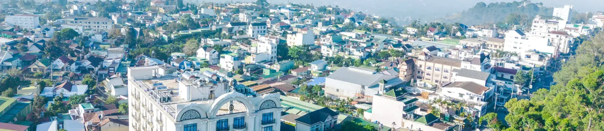 Khách sạn cao cấp