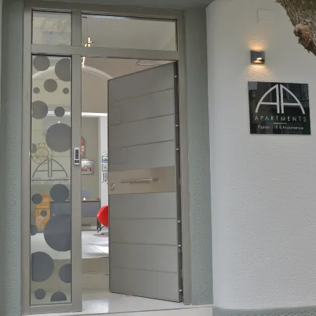 Alekos Apartments 2 Netflix, Self Check-IN