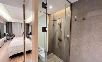 Cheermay Hotels (Zhaoqing Qixingyan East Gate Plaza Branch)