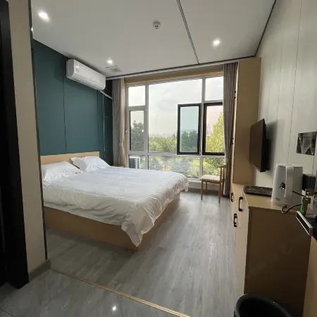 Yudeli Homestay Hotel Hotele w: Powiat Dongping