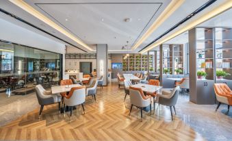 Ease Hotel · Zhi (Liyang Wuyue Plaza)