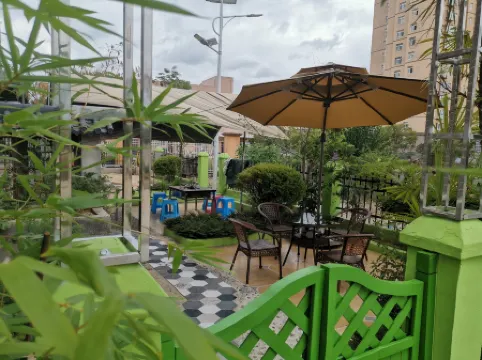 Longjia Quadrangle Inn Homestay