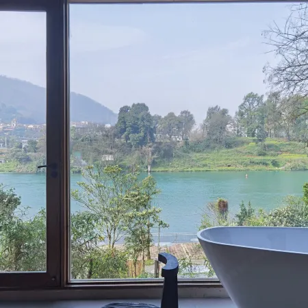 Jiangxiaoya Chaxiang Homestay (Dongjianghu Scenic Area)