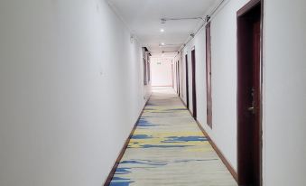 Pingxiang Furong Hotel