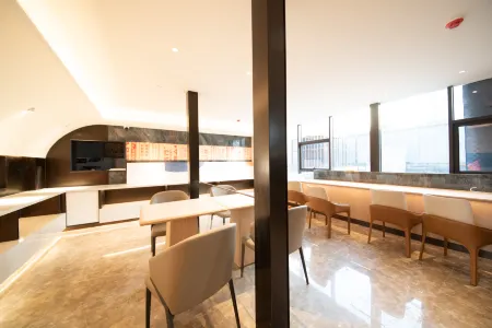 LUOLANHOTEL Отели рядом с достопримечательностью «Fuyang Normal University (Xihu Campus)»