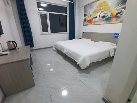 Jinlong Business Hotel Отели рядом с достопримечательностью «LaiYangShi YiShuGuan»