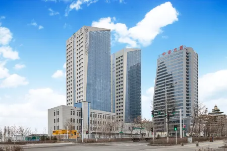 Palace  Hotel（Khorgos Guomen International Bus Station） Отели рядом с достопримечательностью «Khorgas National Gate Scenic Area»