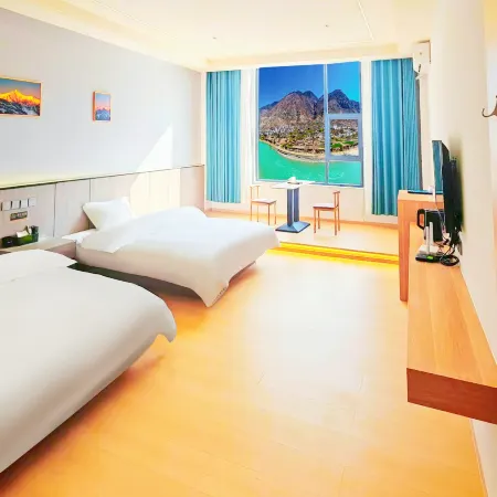 Deqin Haowan No.8 River View Grand Hotel