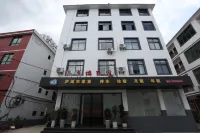 廬山瀑布樓民宿(秀峰風景區店) 秀峰附近的飯店