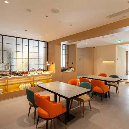 Urba Hotel (Shiouwangzhuang Sanfang Qixiang Branch)