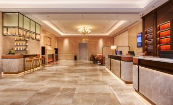 Vienna Hotel (Nanning Changhu Road Dongge Metro Station)