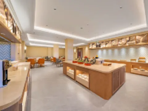 維也納酒店（彭山青龍鎮店）