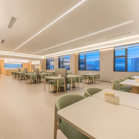 Ji Hotel (Chongqing Fengjie Wanda Plaza)