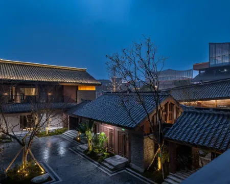 Yuanhe Yin Temple · UNIT TEMPLE (Longxing Temple) Hotels in Pengzhou