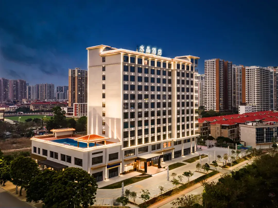 Beihai Silver Beach Qiaogang Style Street Orange Crystal Hotel - Beihai