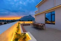 Leisure Residence · Leisure Villa | Mountain Holiday Homestay (Baoquan Tourist Resort Branch) - 駐車場