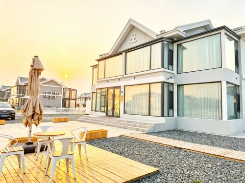 Hulunbuir Ergun Heishantou Grassland Encounter Boutique Stay