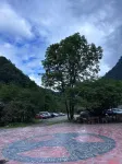 東拉山大峡谷観光地蜜寨民宿 - バルコニー