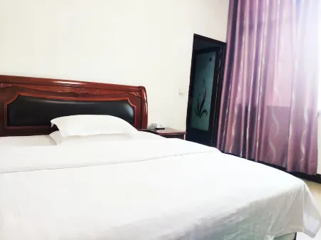 Honglong Hotel Отели рядом с достопримечательностью «Peitian Ancient Village»