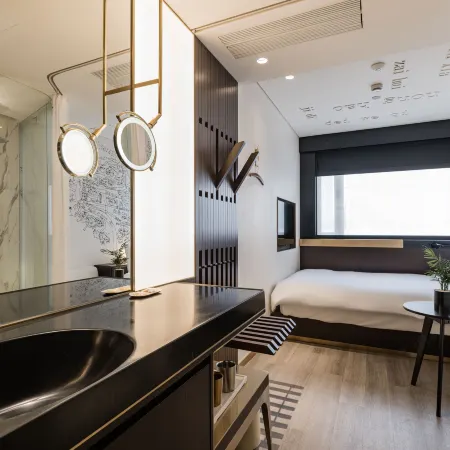 CitiGO Hotel Jing'an Shanghai Отели рядом с достопримечательностью «Торговый центр Westgate»