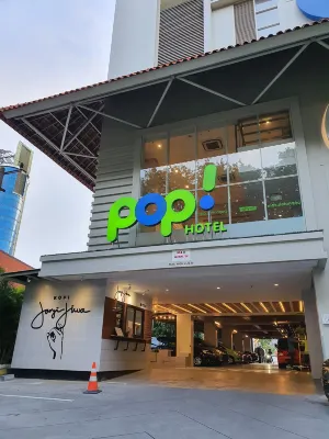 Pop! Hotel Diponegoro - 3-Star