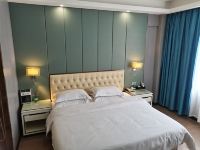 L印象酒店(贵港荷城店) - 标准大床房
