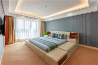Kaifeng Yantong International Hotel (Qingming Shangheyuan Drum Tower Square)