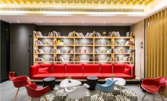 Ibis Hotel (Shangqiu ganghui Wanda store)