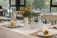 Juesu Hot Spring Hostel