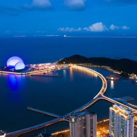 Holiday Inn Express Zhuhai Grand Theater by IHG