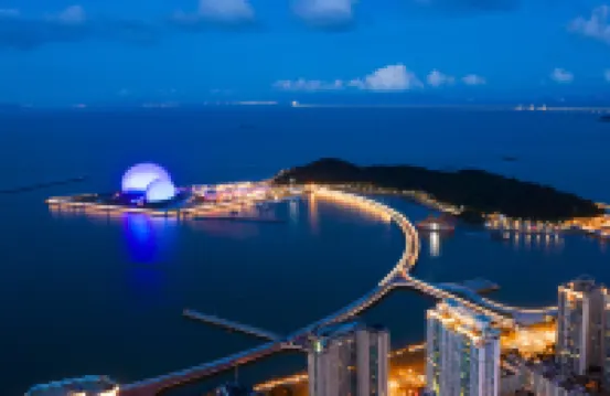 珠海情侶路日月貝大劇院·Holiday Inn Express洲際智選假日酒店 鄰近牛津街的酒店