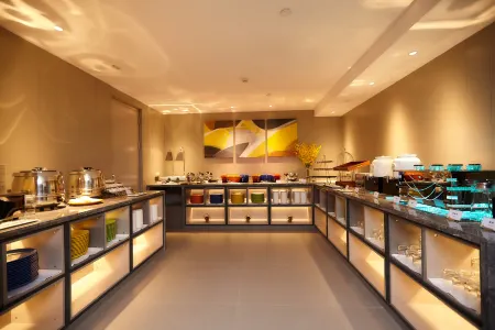 Homeinn Selected Hotel (Qiqihar Zhonghuan Plaza) Отели рядом с достопримечательностью «Heilongjiang Traffic Vocational and Technical College»