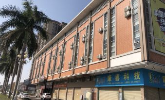 Foshan Hengfeng Hotel (Gaoming Mingcheng Plaza Branch)