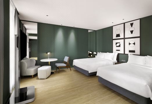 그래비티 조선 내부 전경