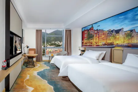 Vienna International Hotel Seven star rock star lake scenic spot