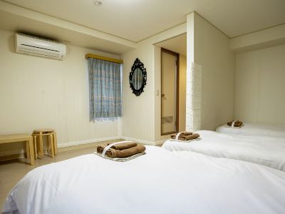 トリプルルーム ホテルエンパイアイン新宿の写真