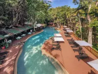Ramada Resort by Wyndham Port Douglas - Beach