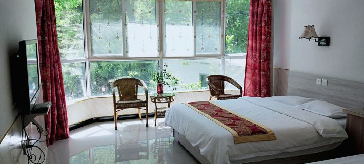 Wuyue Jiayuan Farmhouse Hotels in Lingshou