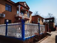 新密文丹山莊 三泉湖景區附近的飯店