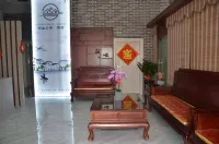 Huazhou Qianbaidu Mountain Residue