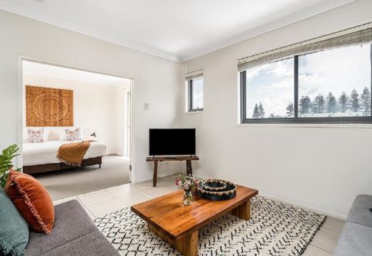 더 세벨 바이런 베이