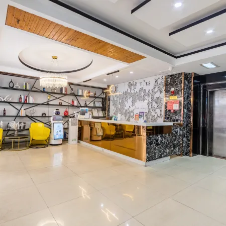 V8 Hotel